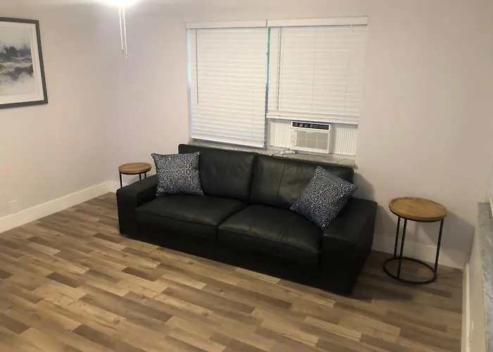 City First Story Apartments & Cottage