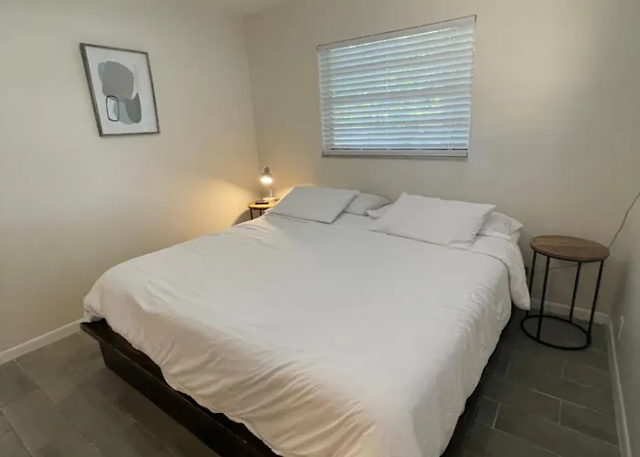City First Story Apartments & Cottage